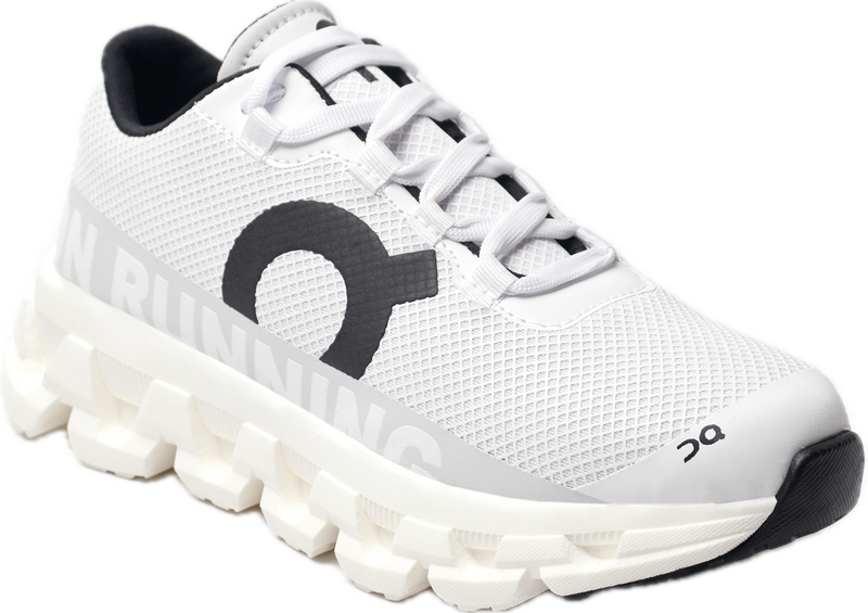 TENIS ON CLOUD RUNNING®